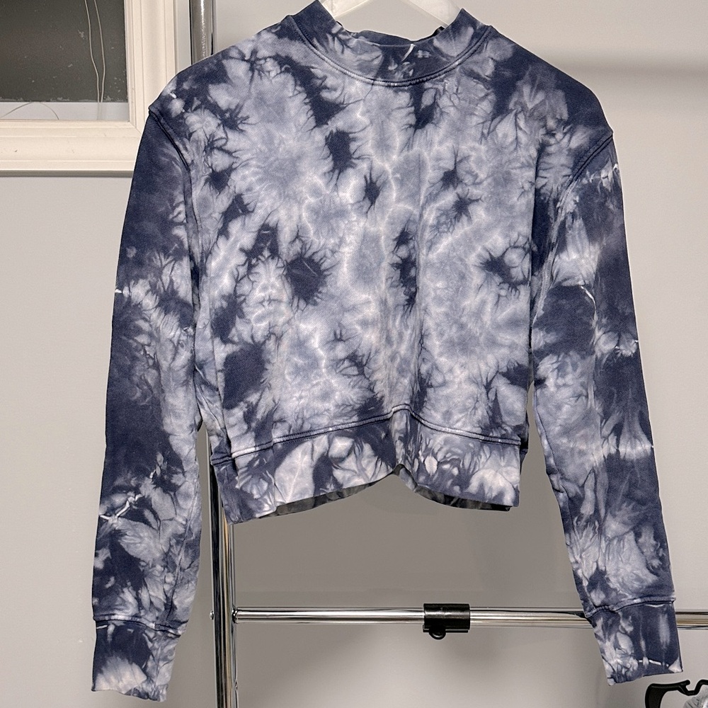 Jonathan Simkhai Navy and White Tie-Dye Cropped Sweatshirt